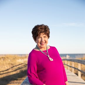 Image of Mary Kay Andrews