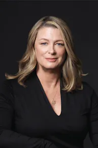 Kristin Hannah